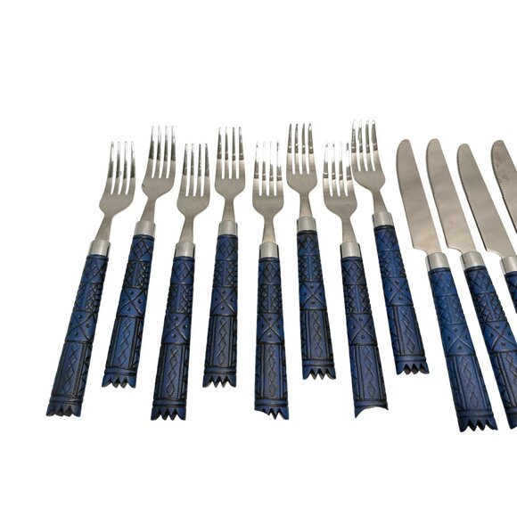 Rare Gibson Blue Geometric Unique 32 piece Set Plastic Handle - Picture 4 of 6